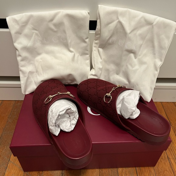 Gucci "Sol" monogram cotton canvas mules with golden bit strap /color burgundy - Picture 14 of 15